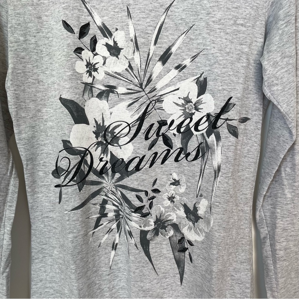 “Sweet Dreams” Long Sleeve Sleepwear - Picture 2 of 9